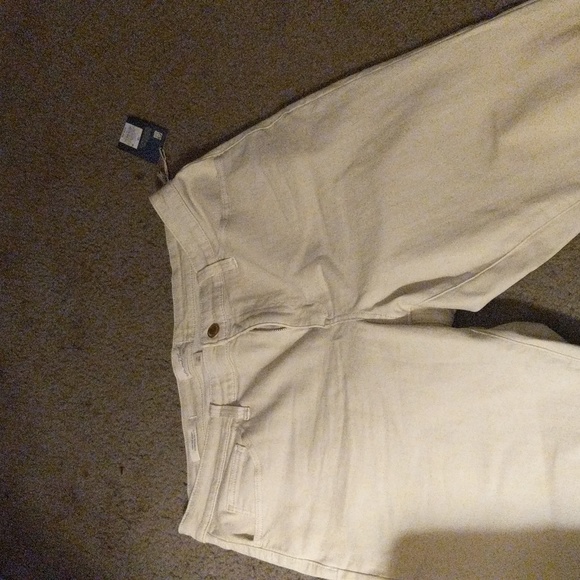 High rise skinny jeans. Tan size 17R new with tags. Bought at Target - Picture 2 of 4